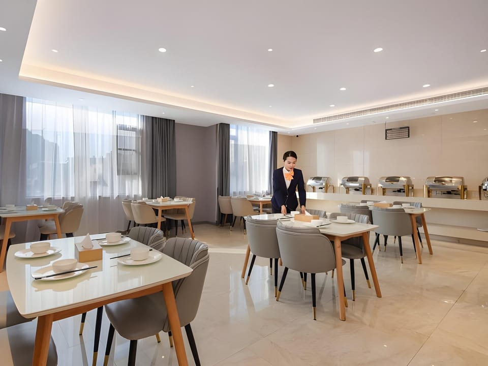 Vienna 3 Best Hotel Jiangsu Xuyi Bus Station Country Garden Hotel in Jiangsu