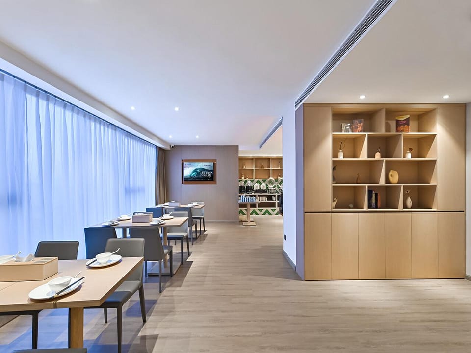 Vienna 3 Best Hotel Anhui Huaibei Lieshan University Town Huayi Plaza Hotel in Jiangsu