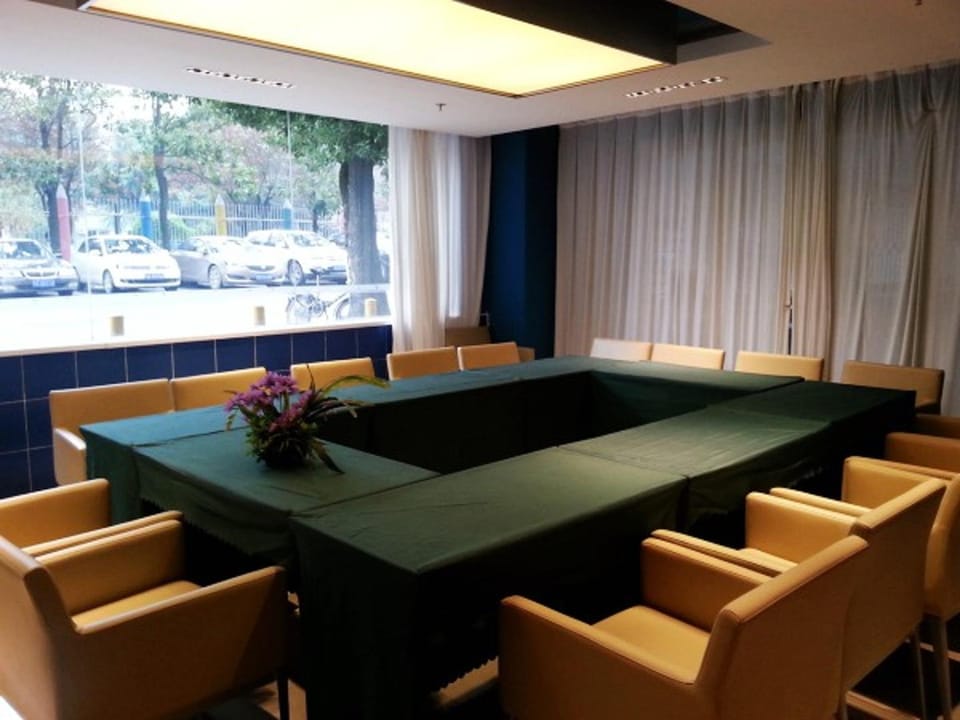 Bestay Hotel Express Wuhan Wuchang Railway Station Hotel in Wuhan