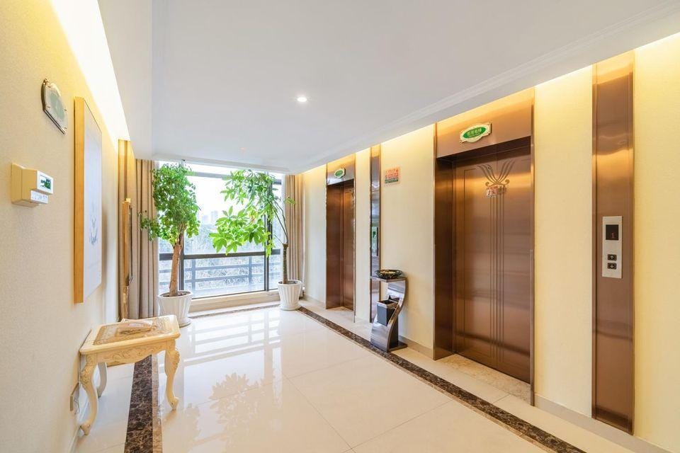 Vienna 3 Best Hotel Xihu New World Hotel in Hangzhou