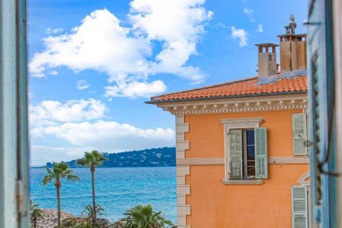 Bastion Ideally located, brightness, sea views Hotel in Menton