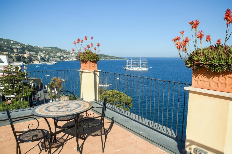 Villa Crawford Hotel in Sant Agnello