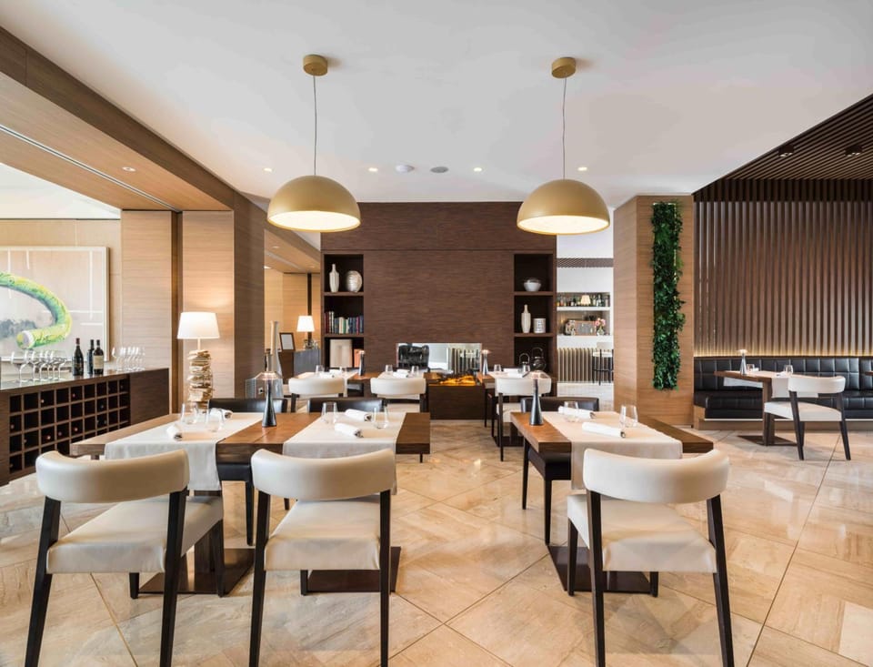 Enjoy Garda Hotel Hotel in Peschiera del Garda