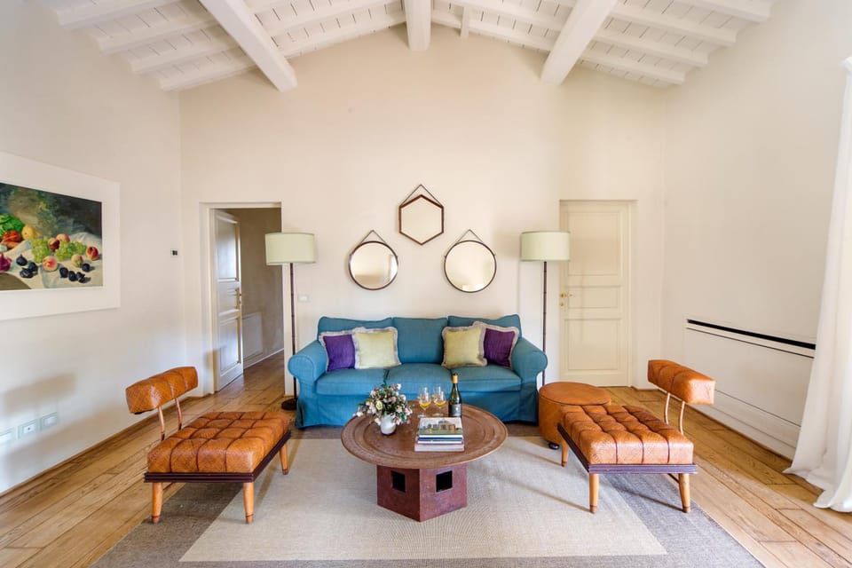 Shared lounge/TV area