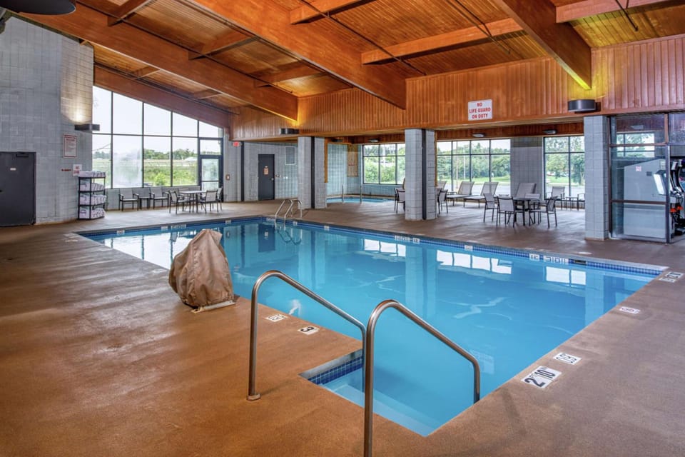 DoubleTree by Hilton Appleton Hotel in Wisconsin