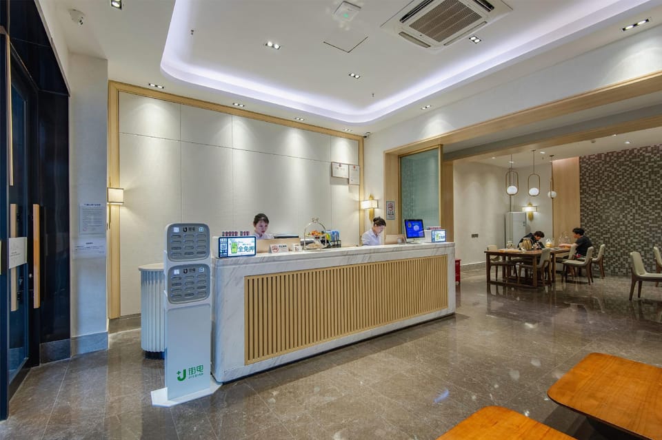 Mint Apart International Apartment Apartment hotel in Shenzhen