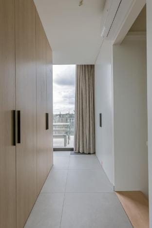 Huswell - Beachfront apartment with sea view Hotel in Koksijde