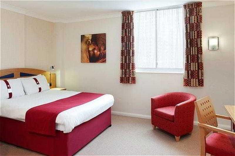 Premier Inn Nottingham Cc (Chapel Bar) Hotel in Nottingham