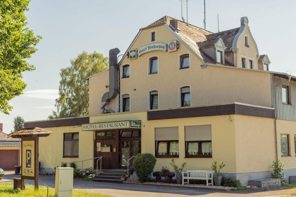 Hotel Waldschloss Hotel in Rhineland-Palatinate