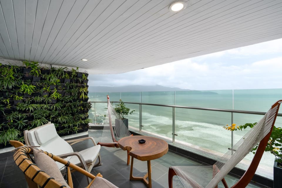 SALA DANANG BEACH HOTEL Hotel in Da Nang