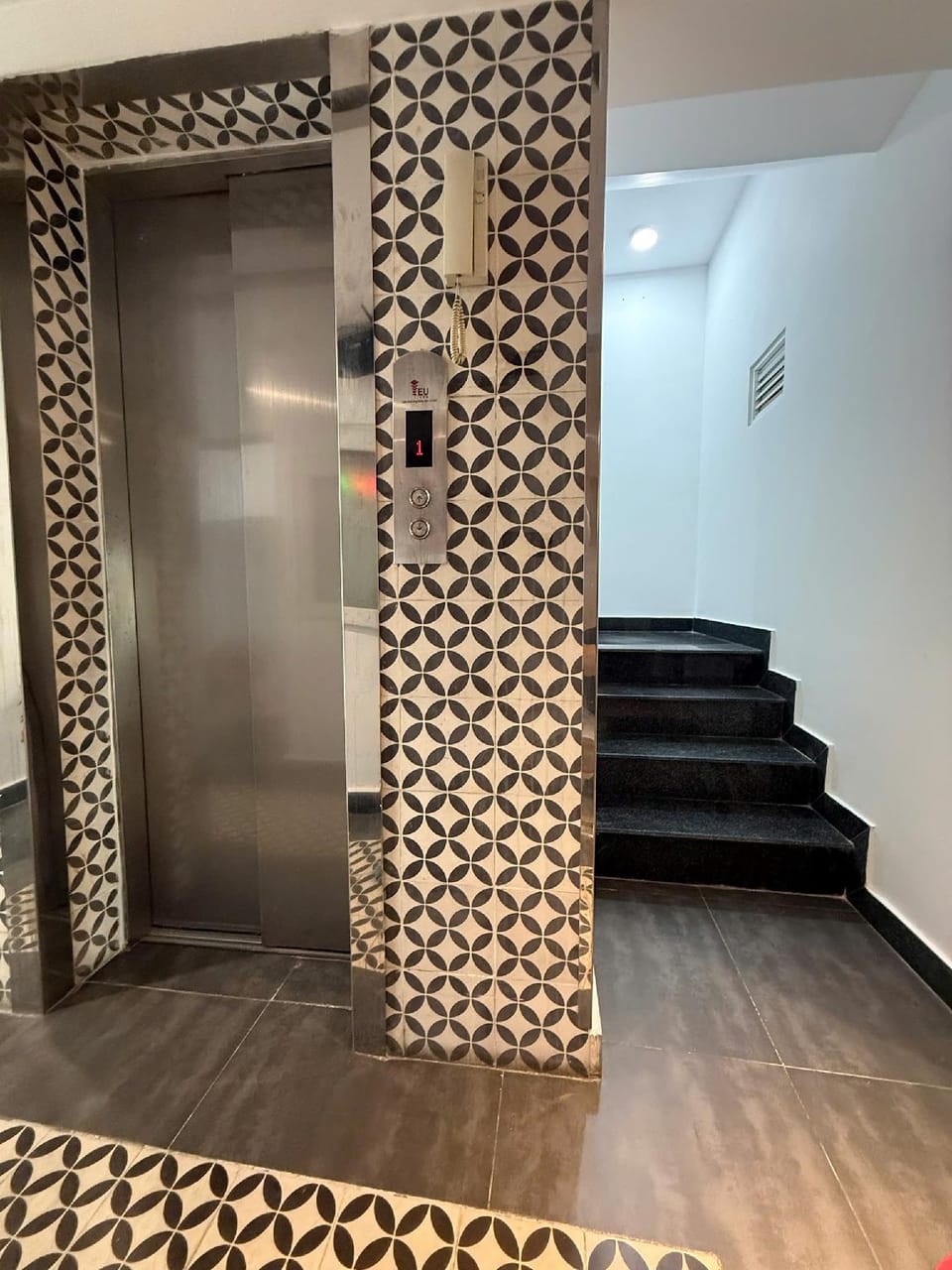 Signy House Premier 1 Hotel in Ho Chi Minh City
