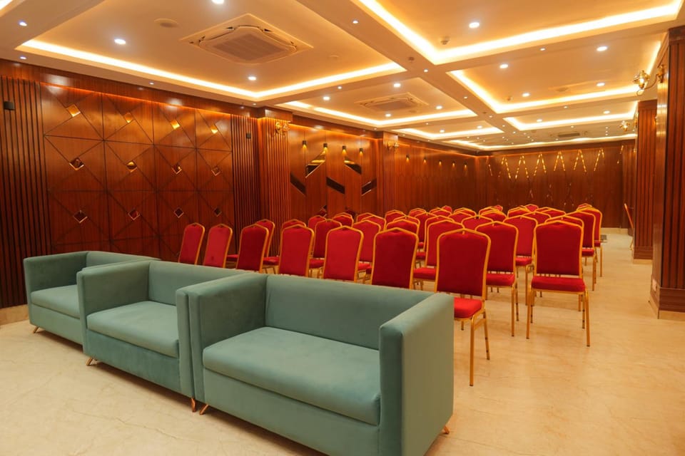 Hotel Mantavya Hotel in Varanasi