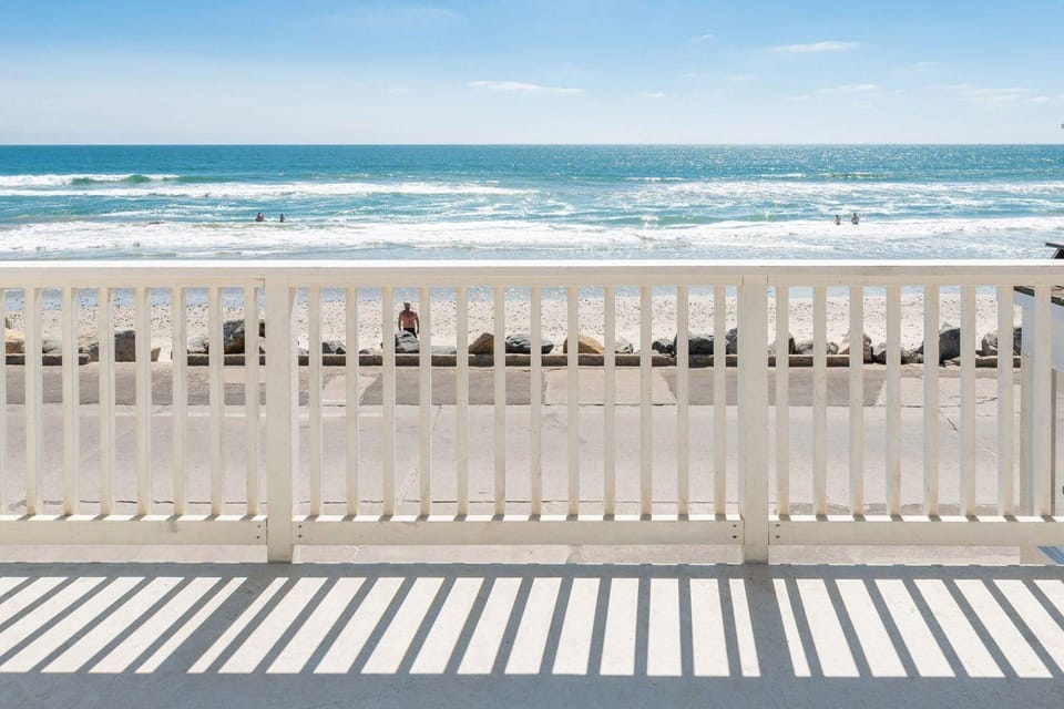 The Pacific Villas Hotel in Oceanside