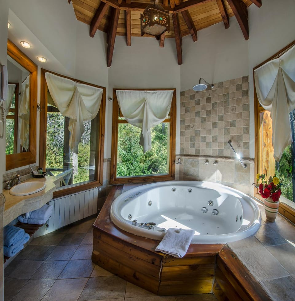 Hot tub