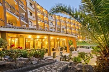 Apart-hotel GHT Tossa Park Hotel in Tossa de Mar