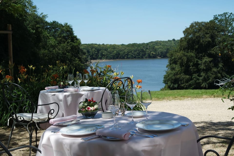 Domaine De Locguénolé & Spa Hotel in Brittany