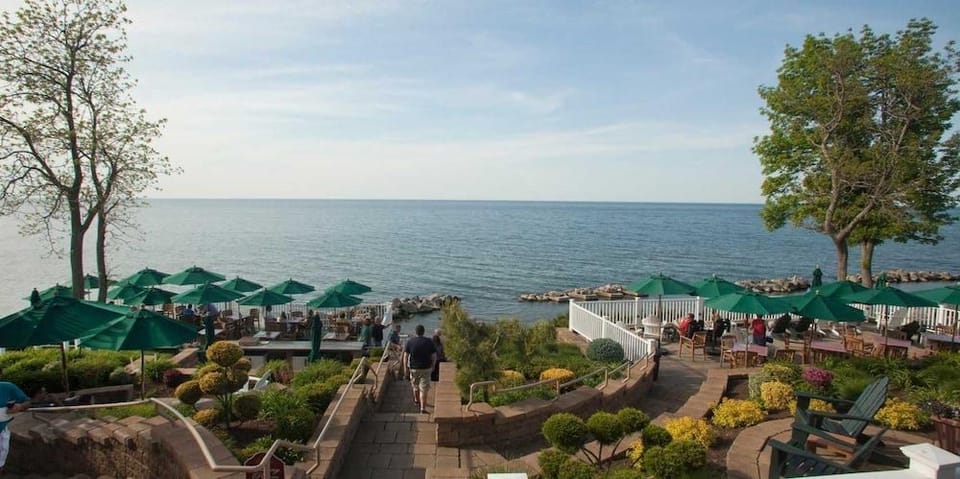 The Lakehouse Inn Hotel in Geneva-on-the-Lake