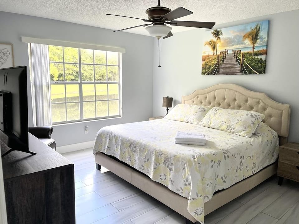 Beautiful Luxury Apartment - Close to Disney Hotel in Kissimmee
