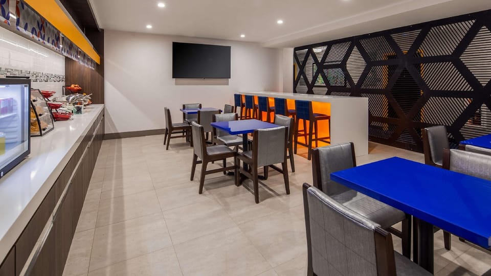 GLō Best Western Brooklyn NYC Hotel in Brooklyn