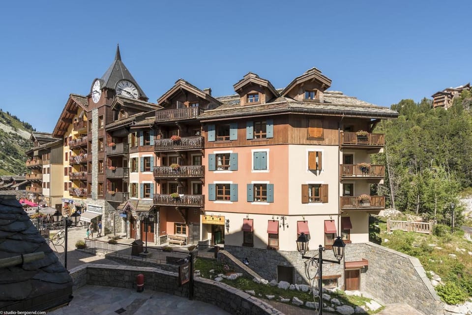 Résidence & Spa les Sources de Marie - Arc 1950 Le Village Hotel in Bourg-Saint-Maurice
