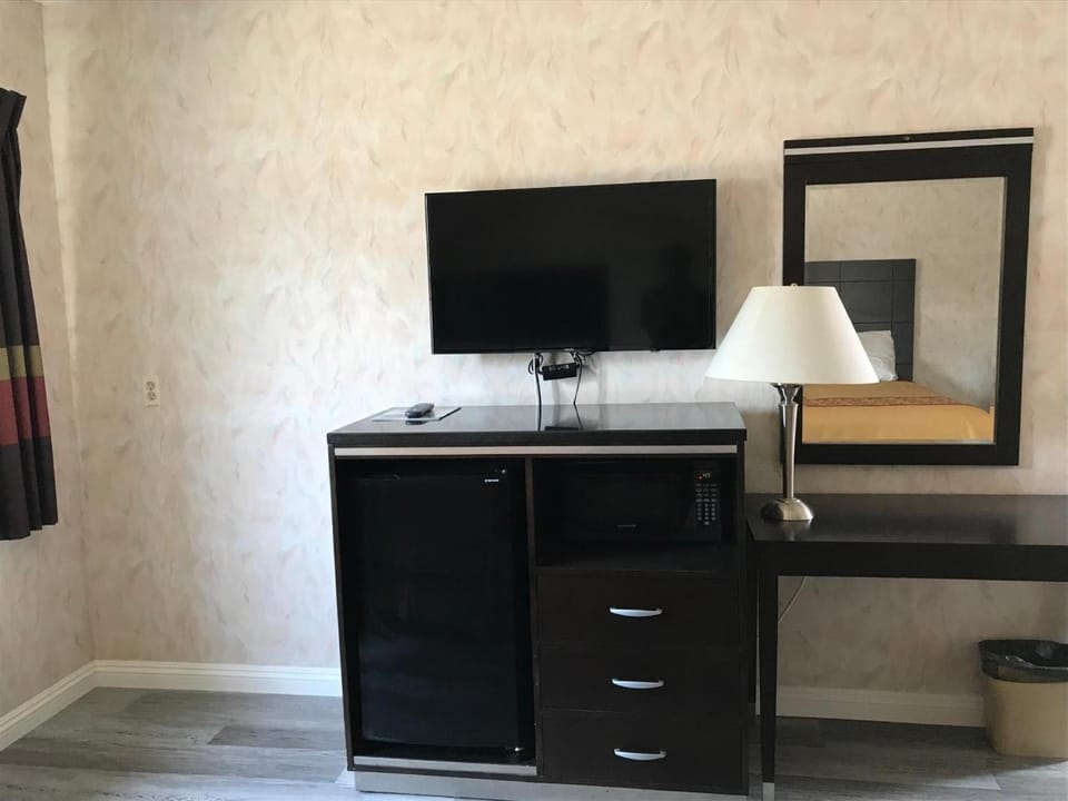 Manhattan Inn & Suites - LAX Hotel in Manhattan Beach