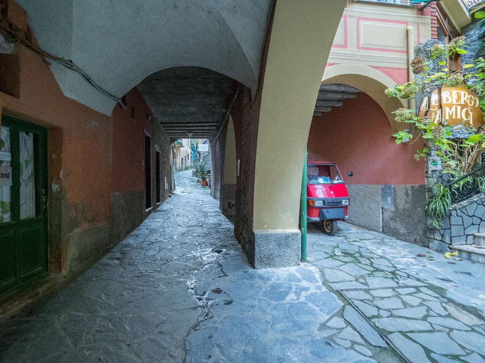 Picabon Apartment with AC and Balcony Hotel in Monterosso al Mare