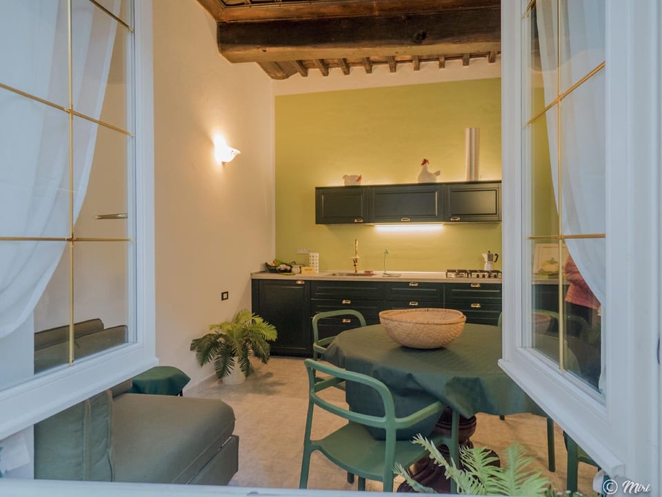 Picabon Apartment with AC and Balcony Hotel in Monterosso al Mare