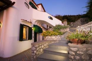 Relais 2 Pini Hotel in Anacapri