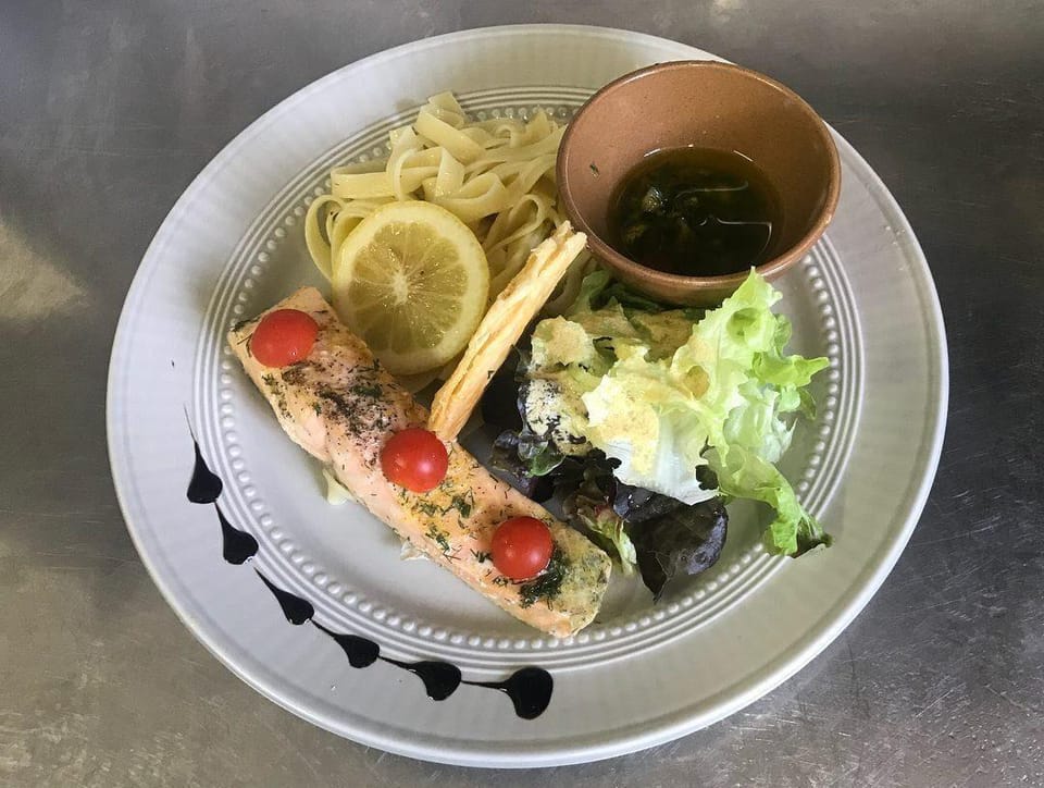 Hôtel Restaurant - Les Jardins du Lac Hotel in Autun