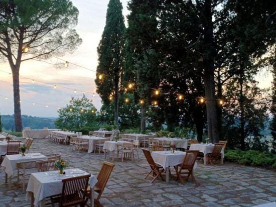 Tenuta di Sticciano Hotel in Tuscany