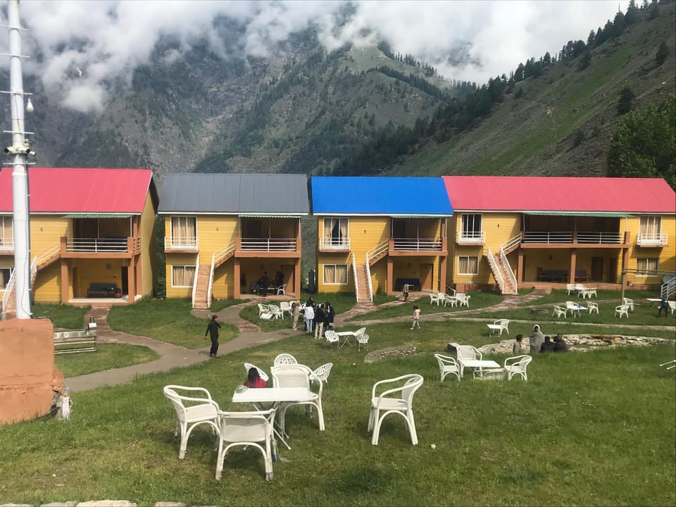 Hotel Village Inn Naran Hotel in Pakistan