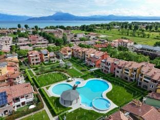Olive Escape Residence Hotel in Sirmione
