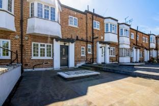 Luxury Flat in Northwood Hotel in Watford