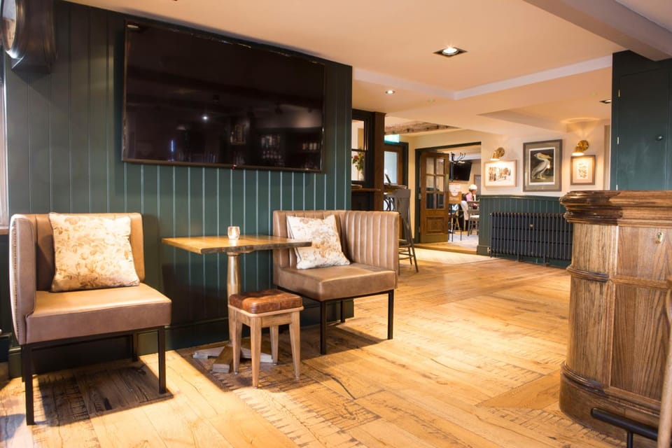 Crown and Cushion Appleby Inn in Moot Hall