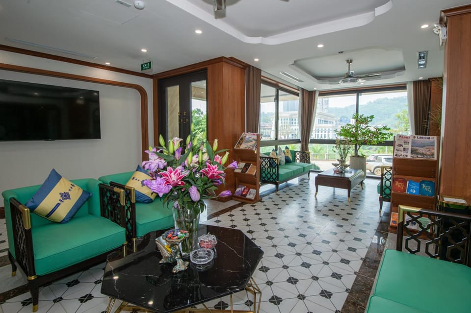 Khách sạn Việt Trung Hotel in Vietnam