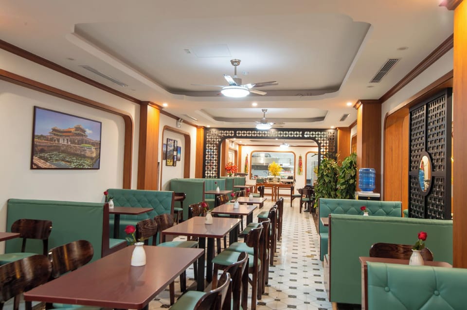Khách sạn Việt Trung Hotel in Vietnam