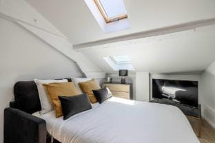 Cozy apartment - Bright skylight - Cannes center Hotel in Cannes
