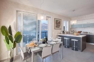 Wally’s Terrace Apartment With Pool Hotel in San Zeno di Montagna