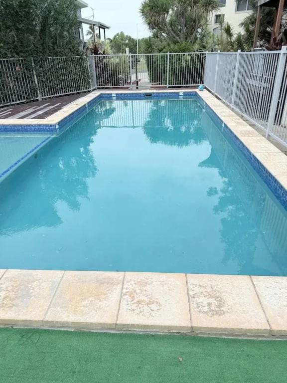 Emus Beach Resort Hotel in Emu Park