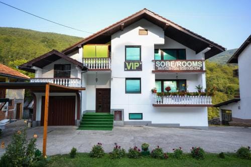 VIP Rooms Foca, Accommodation Foca, Foca Rooms Lodge in Montenegro