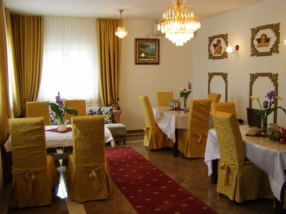 Hotel Wellness & Spa Angelo Gabriel Hotel in Budva Municipality
