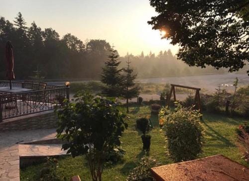 Restoran sa sobama za iznajmljivanje MALI RAJ Hotel in Federation of Bosnia and Herzegovina