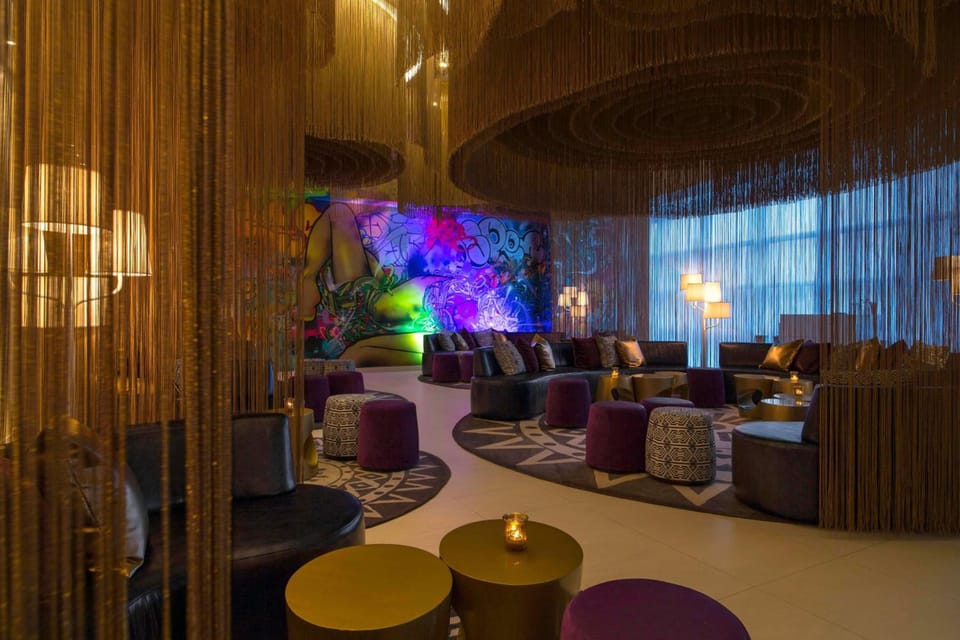 Bar/lounge