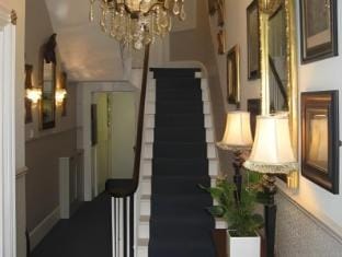 The Queensbury Hotel Hotel in Hove