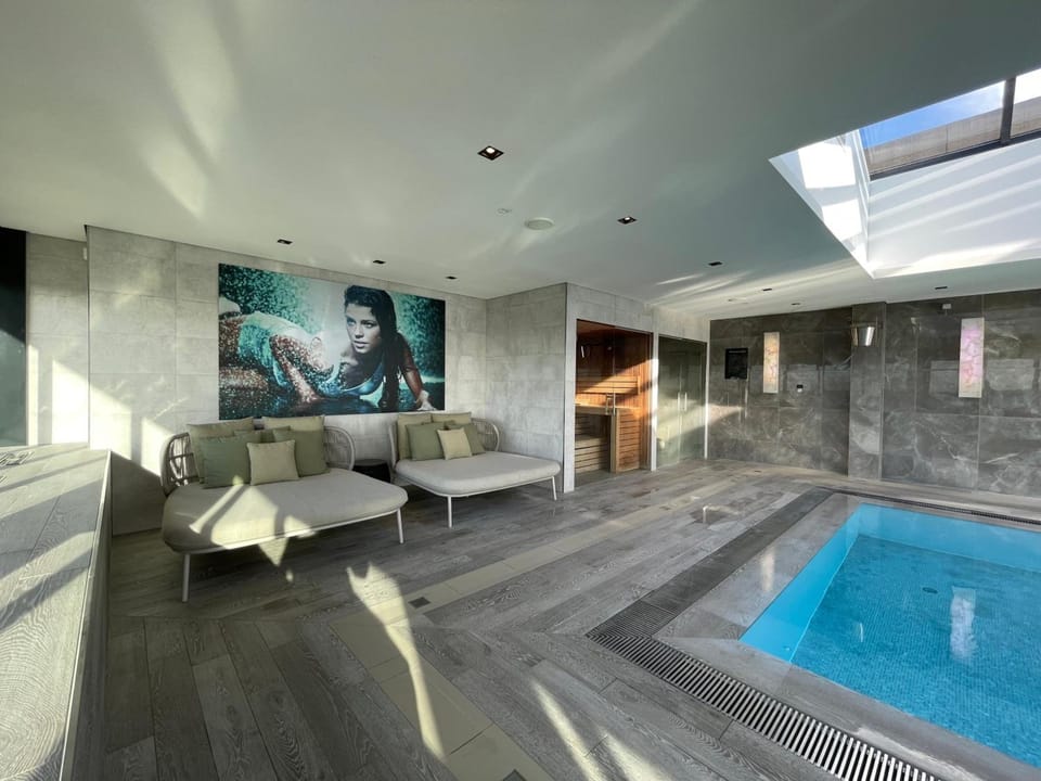 Van der Valk Hotel Oostzaan - Amsterdam Hotel in Amsterdam