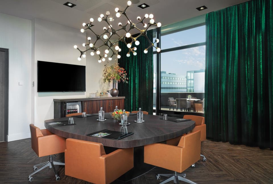 Van der Valk Hotel Oostzaan - Amsterdam Hotel in Amsterdam