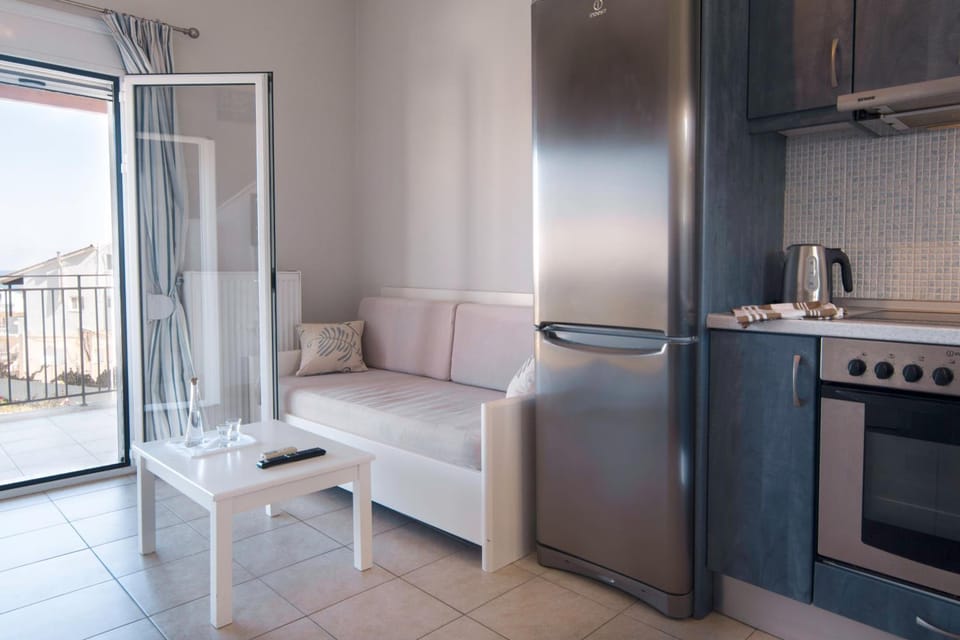 Like Home Hotel in Agia Marina
