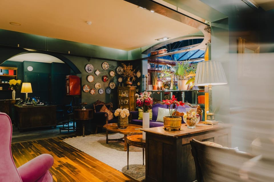 Bar/lounge