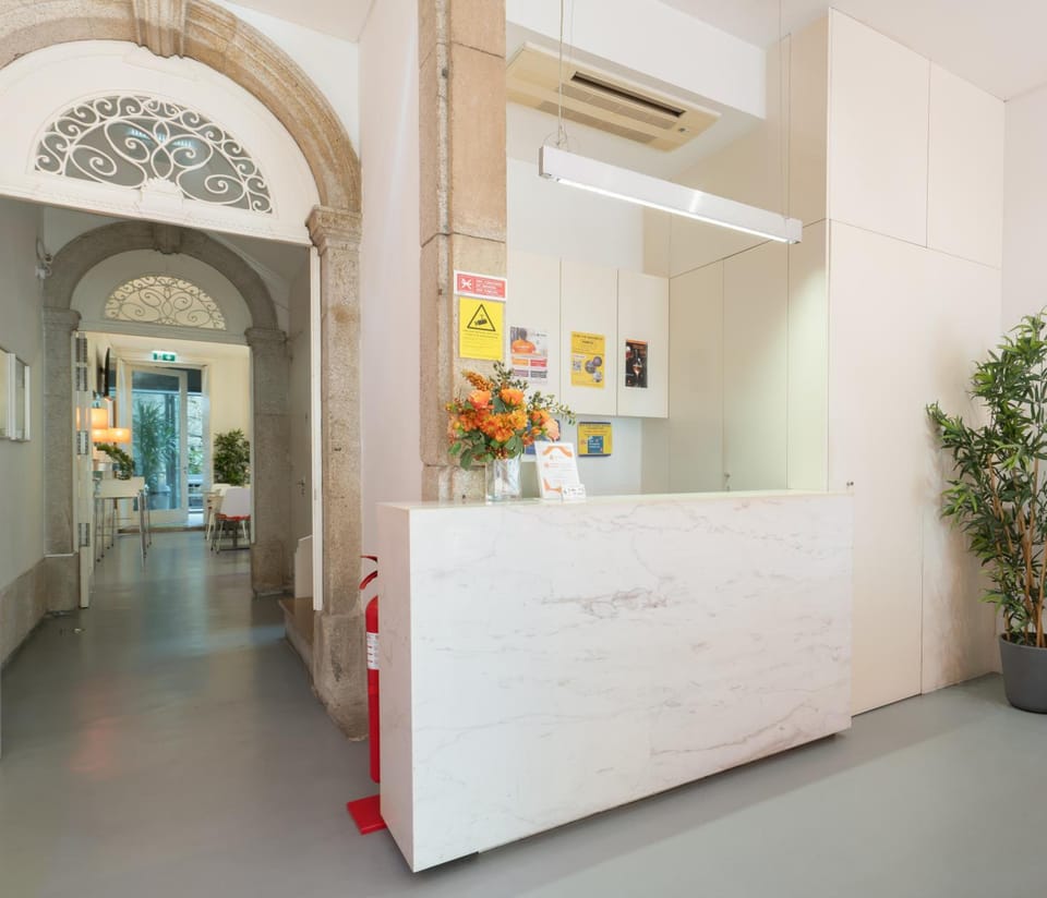 Porto Lounge Hostel & Guesthouse Hostel in Porto