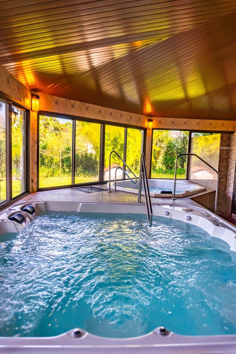 Hot tub